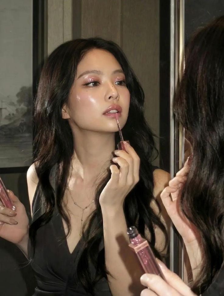 BLACKPINK Jennie's Saju: Im-Ja Ilju, Love Luck, and World-Class Stardom (Mental Hongyeomsal)