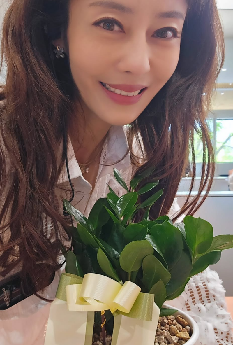 쥬얼리 이지현 미용실 어디인가 했더니... 준오헤어 과천청사역점 오픈 예약방법은?