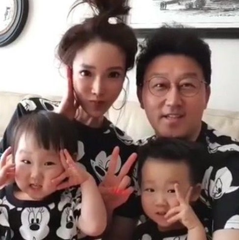 김현욱 아나운서 아내 와이프 김성아 자녀 아들 딸 프로필 나이 고향 가족 학력