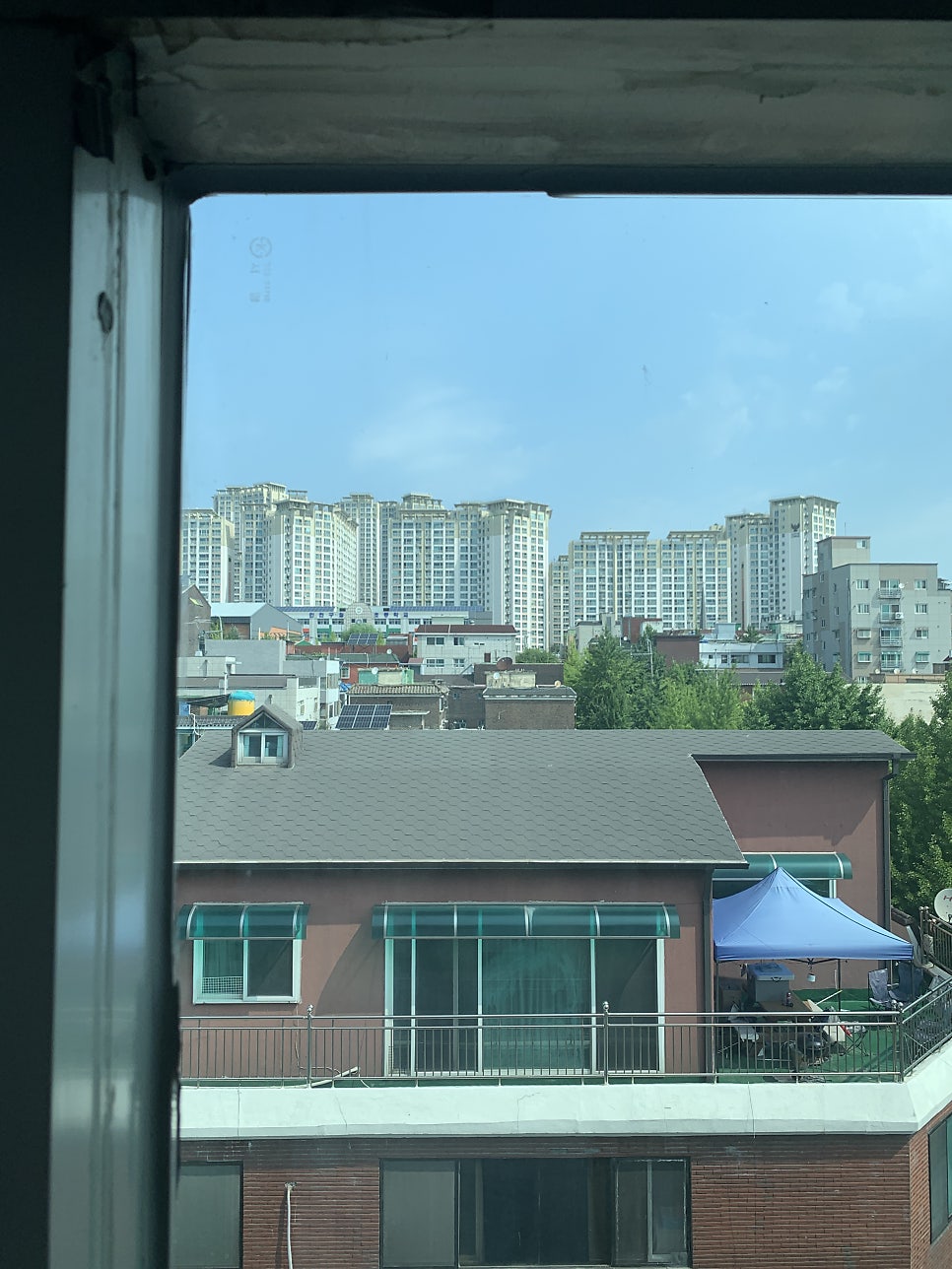 남양주 상가 유리 타공, 에어컨 배관 구멍 뚫기 고민은 이렇게 해결