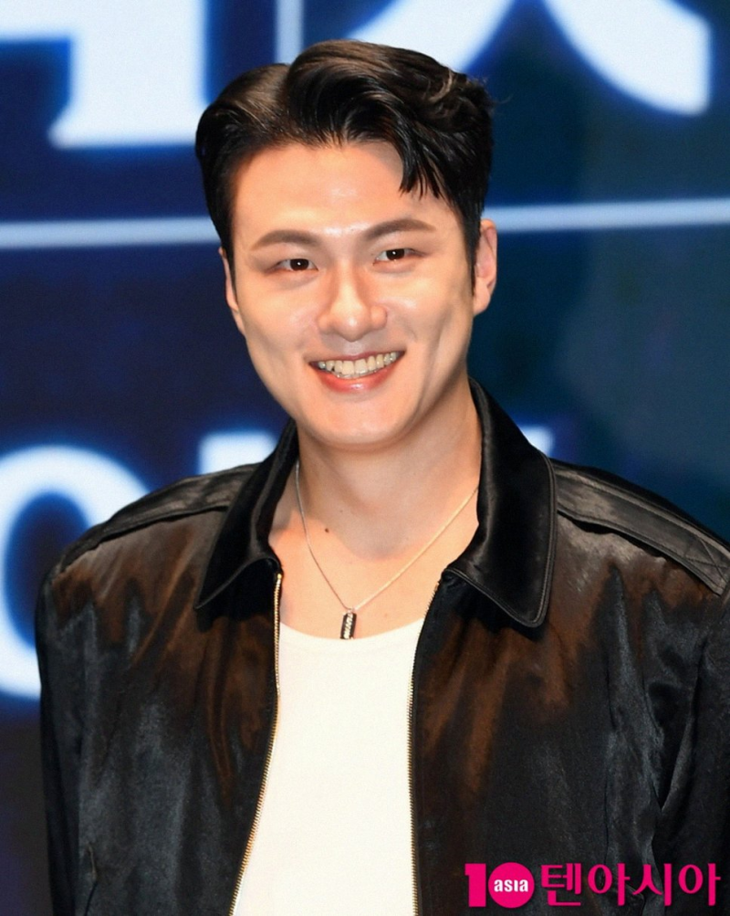 군 면제 신승호 레드벨벳 경호원 과거 고백 전현무계획3 반전 이력 정리