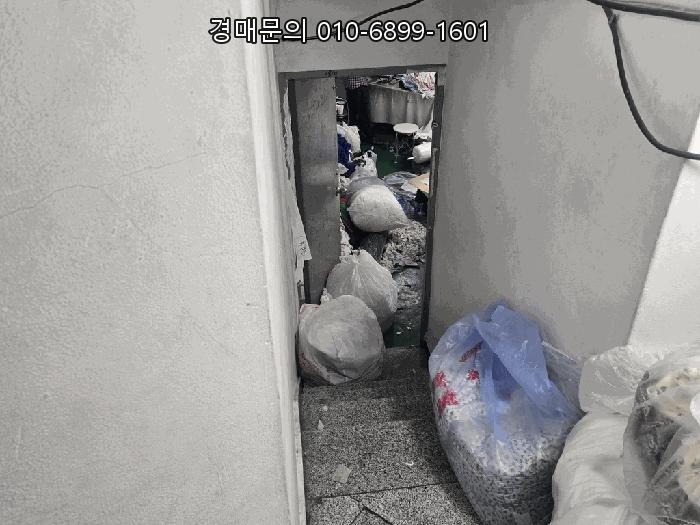  서울 동대문구 휘경동 312-247 근린주택 법원경매, 핵심 입지에서 만나는 재테크 기회! 유찰로 더욱 낮아진 최저가에 주목하세요 2025타경2606