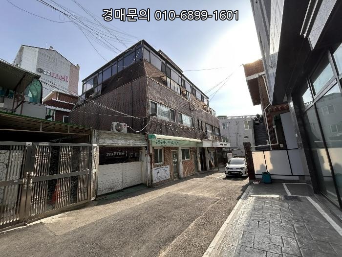  서울 구로동 핵심 상권 근린주택 경매, 지하철역 인근 대로변 대형 건물 투자 기회 포착! (2024타경148281)