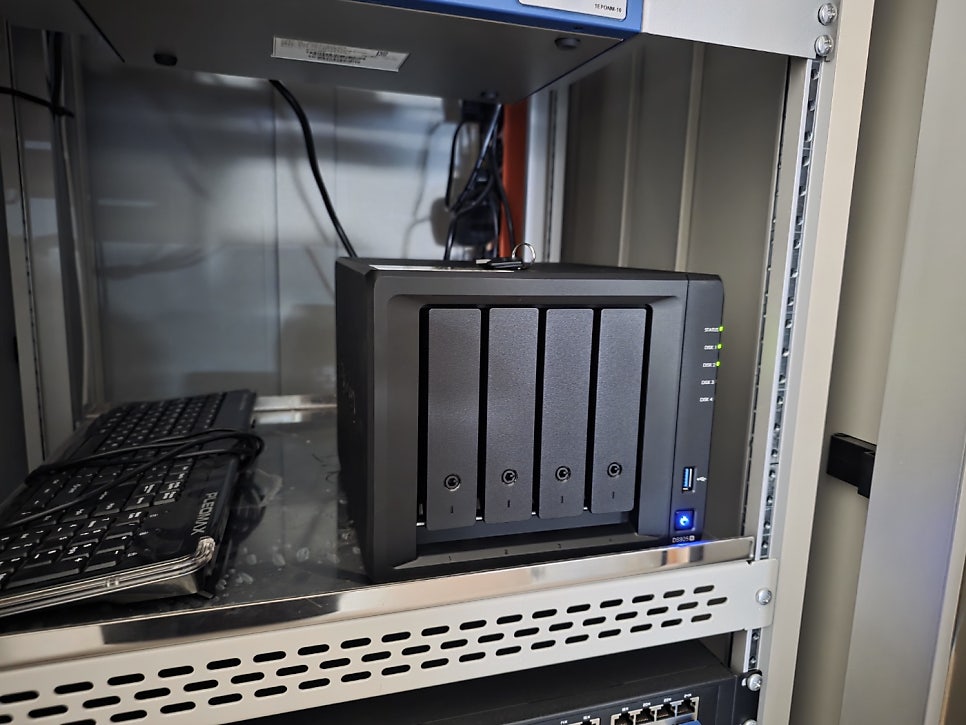 대구 경북 사무실 NAS 시놀로지 DS925+ HDD 세팅 및 설치 후기 현장 사진 8