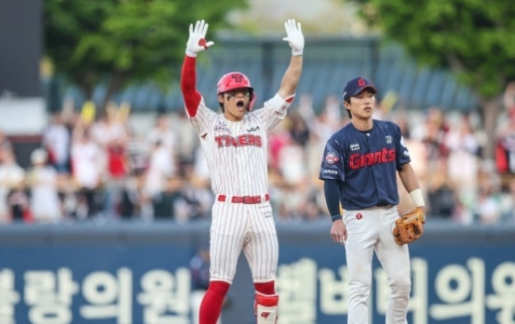 KIA 김도영 싹쓸이 2루타 연이틀 롯데 울렸고 양현종 제몫 2200탈삼진(KBO최초) 성영탁 세이브