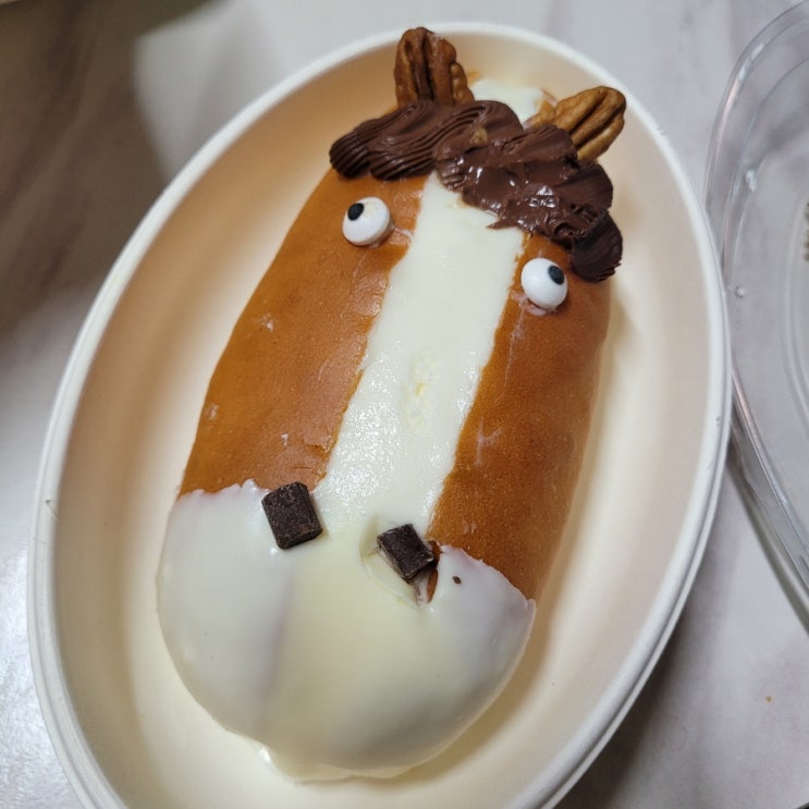  길동역카페추천: [르봉마리아쥬 길동점] '밤티말빵', '왕버터떡', '초코바게트' 외 3개 후기 / 밤티말빵 맛있어요!!!