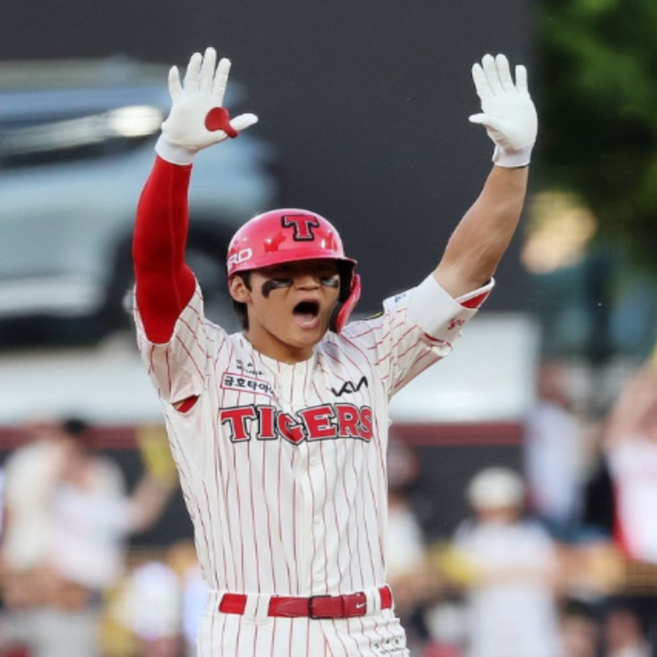 이틀연속 슈퍼스타 김도영!! 기아 김도영의 결승타로 롯데에 위닝확보!! 대투수 양현종은 KBO 최초 2200탈삼진 대기록 수립하며 안경에이스대결 승리!! 정해영은 시즌 첫 홀드!!