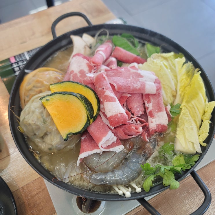  독립기념관 맛집 만두 오미오미 수제만두전골 칡냉면 만족 후기