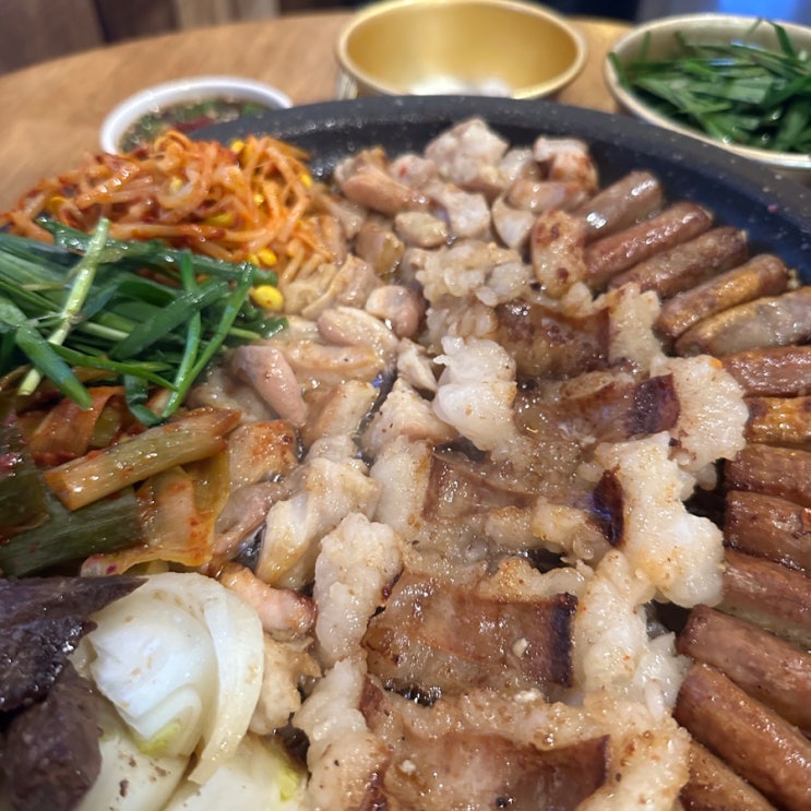  광교 호수공원 애견동반 식당 한우 곱 가득한 식감을 느끼다
