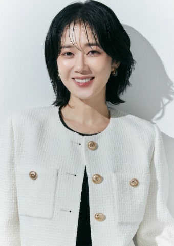 애매한 중단발의 정답! 장나라의 중단발레이어드로 완성하는 동안 이미지 [데이나나] 성남 ....