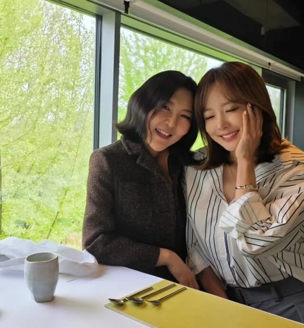  백종원 아내 소유진 근황…더본코리아 코스피 상장 후 달라진 일상 총정리
