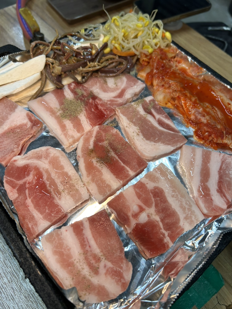철뚝길 본점 사진 1
