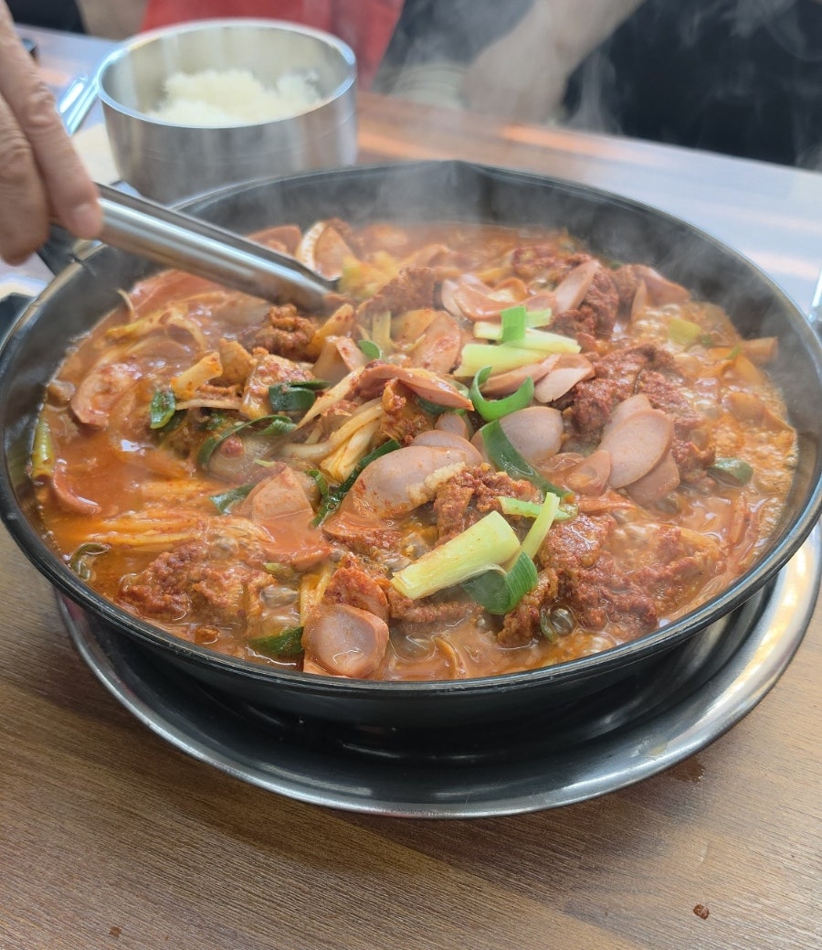 최네집부대찌개 양성점 사진 1