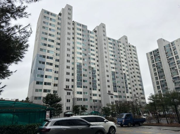 아티잔 네오녹스 858과 에떼르노 카시아 G7 제품 구성 이미지