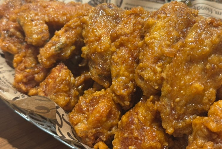  bhc치킨 신메뉴 쏘이갈릭킹 허니 3&7 콤보 상암 비어존 방문기