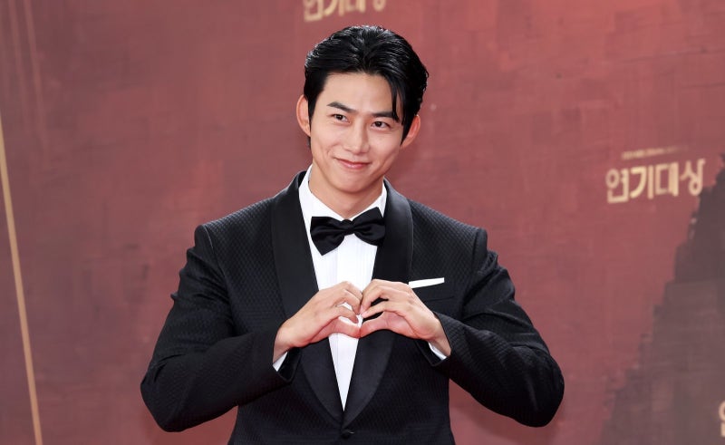 "선 넘은 몰카" 옥택연 비공개 결혼식 유출 전말, 중국 관광객 사생활 침해 논란