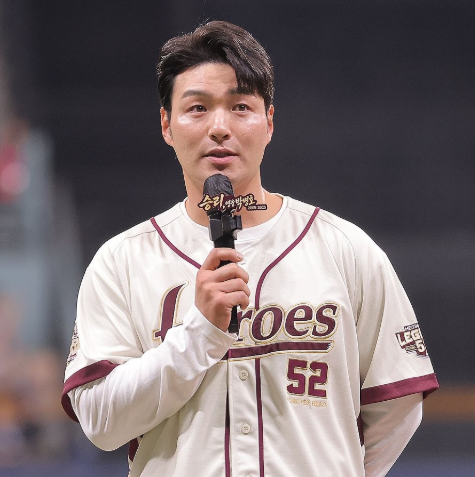 "홈럼만 418번" 박병호 은퇴식 4번·1B 출격 은퇴식..