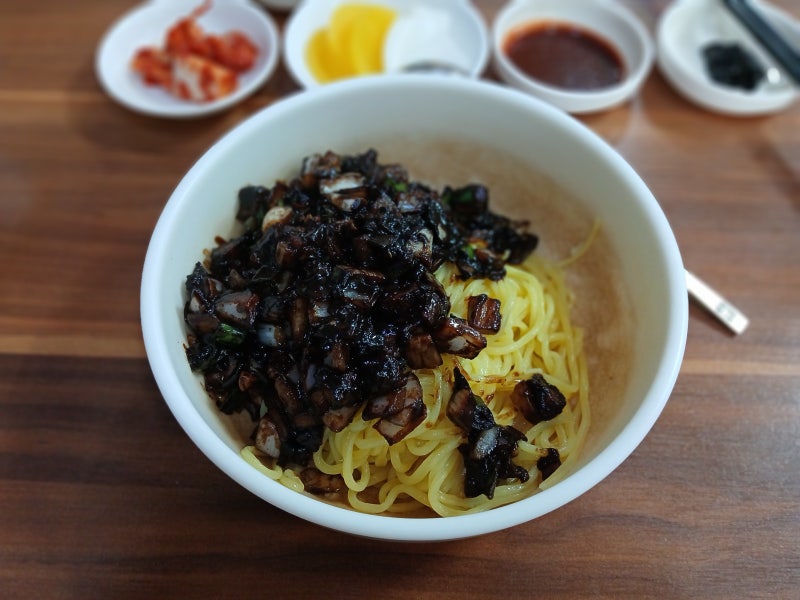 면장님의 면집 순례 - 296 인천 간짜장(고기튀김)