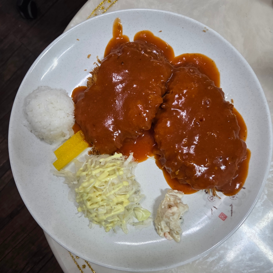 국이네칼국수와돈까스 사진 4