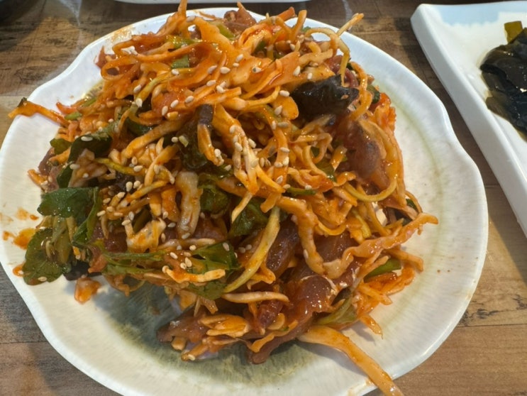  부산 기장 멸치무침 맛집, 내 돈 내산 장군멸치회촌