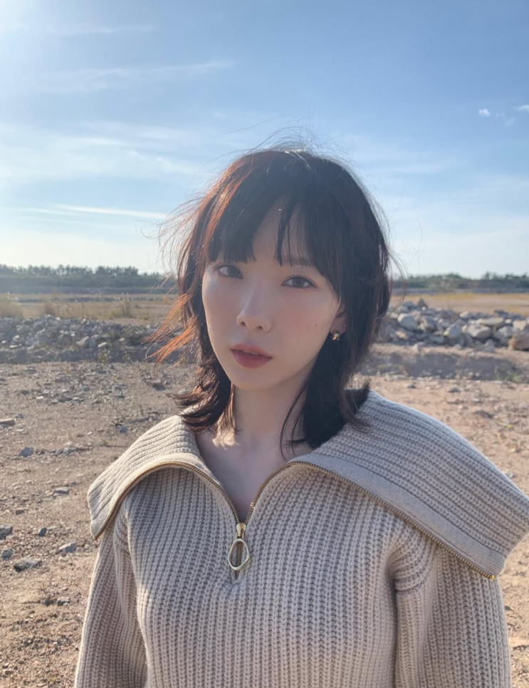  장지동 미용실에서 차분한 봄 분위기의 커트&매직