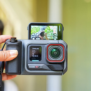 여행용 브이로그 카메라 추천 인스타 360 Ace Pro 2 스냅샷 그립 후기