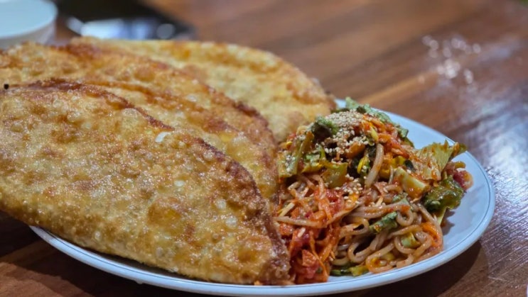  응암역맛집 손수메밀 내돈내산 방문 후기｜비빔만두 강추 메밀국수 찐맛집