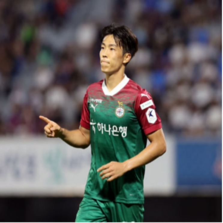 낭만축구 대전 마사 척추돌기골절로 최소 4주 이탈!! 그럼에도 파울을 가한 울산 조현택에 대한 비난 자제 요청!! 하지만 조현택의 무모한 몸통 박치기는 상습적이었다!!