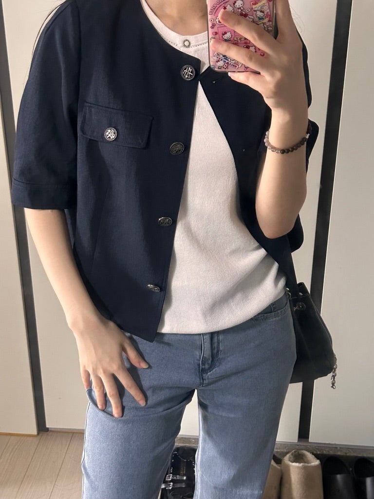 지센 셀렉션라인 여성 여름 코디 , 퍼프소매 라운드 반팔자켓, 단추 장식 라운드 슬리브리스 ....