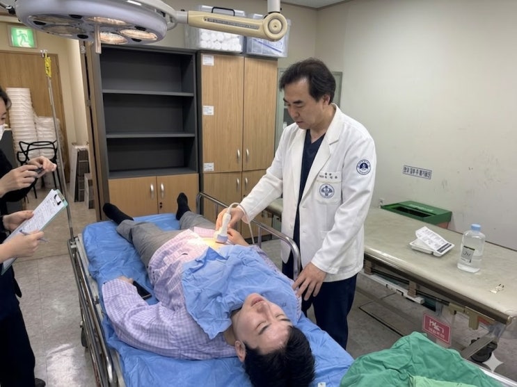 <b>정이한</b> 부산시장 후보 유세 중 "음료 테러" 당해 입원! 폭언에... 
