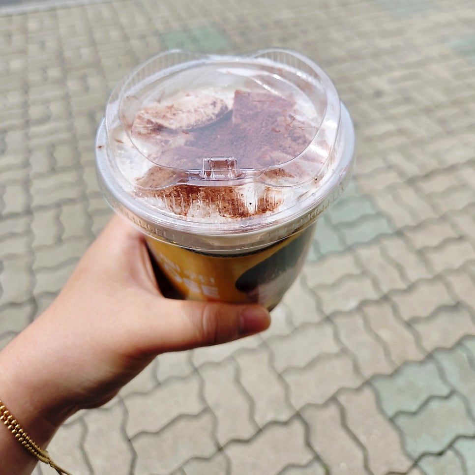 컴포즈커피 아산모종샛들점 사진 5