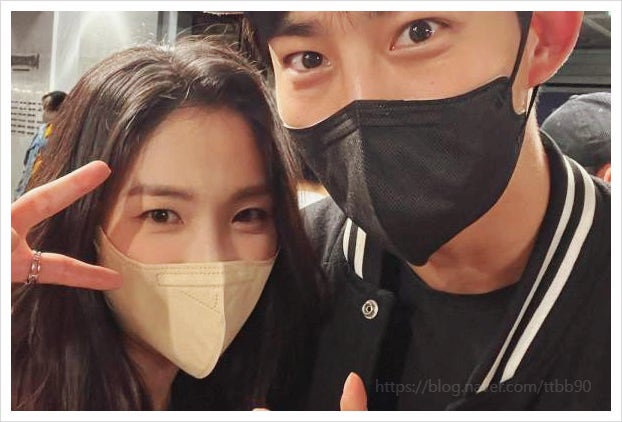 オク・テギョンの妻の非公開結婚式の写真が流出？結婚、プライバシー侵害論争に2PMメンバーまで言及される...