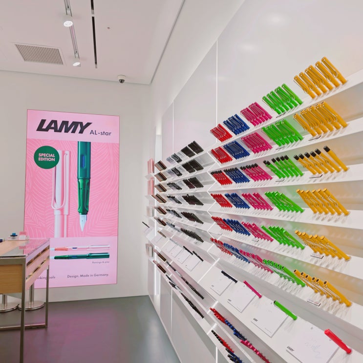  하남 스타필드 라미 LAMY 리뉴얼 오픈 방문후기 이니셜 각인 만년필 선물