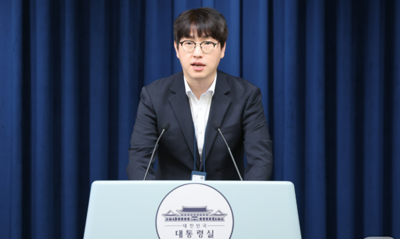 결국 청와대에 사의 표명…부산 북갑 출마선언 ‘초읽기’에 들어간 하정우 AI 미래기획수석....