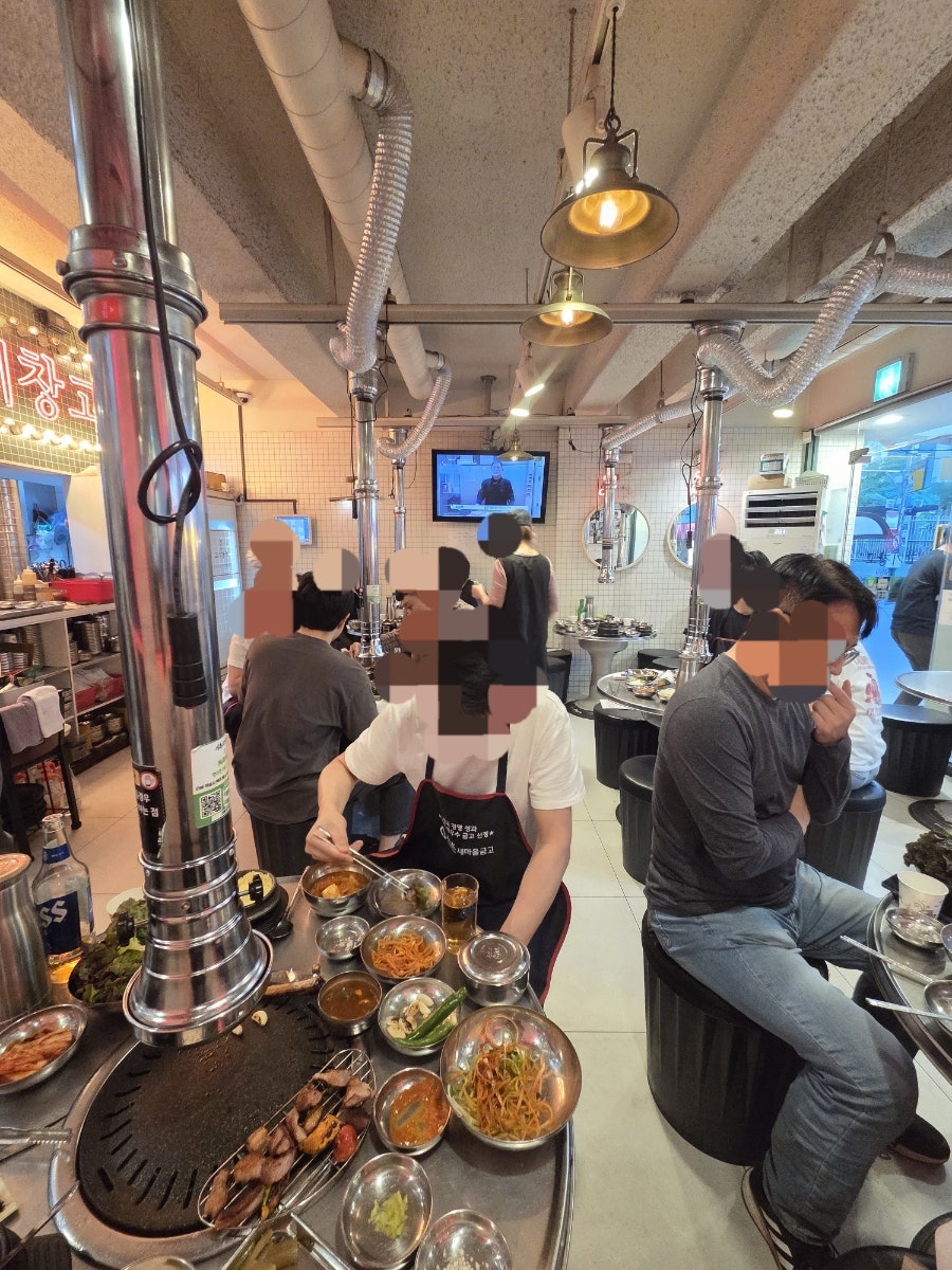 신촌고기창고 사진 4