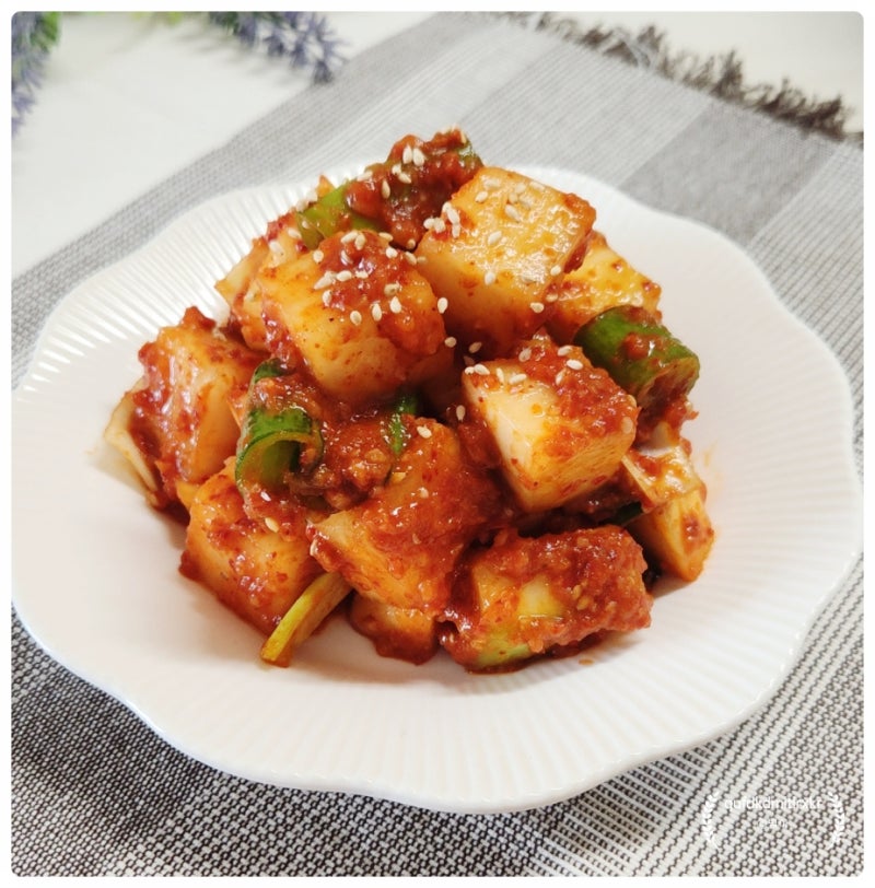 설렁탕 깍두기 담그는법 | 간단하고 아삭한 국밥집 깍두기 레시피