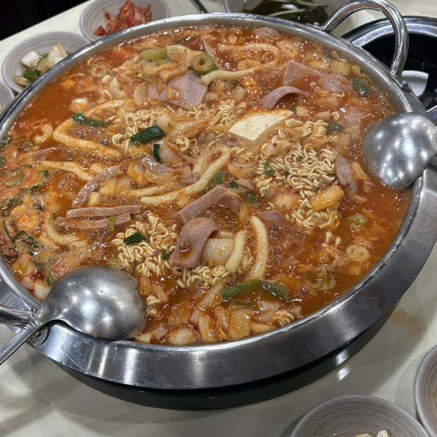 킹콩부대찌개 동판교점 사진 2