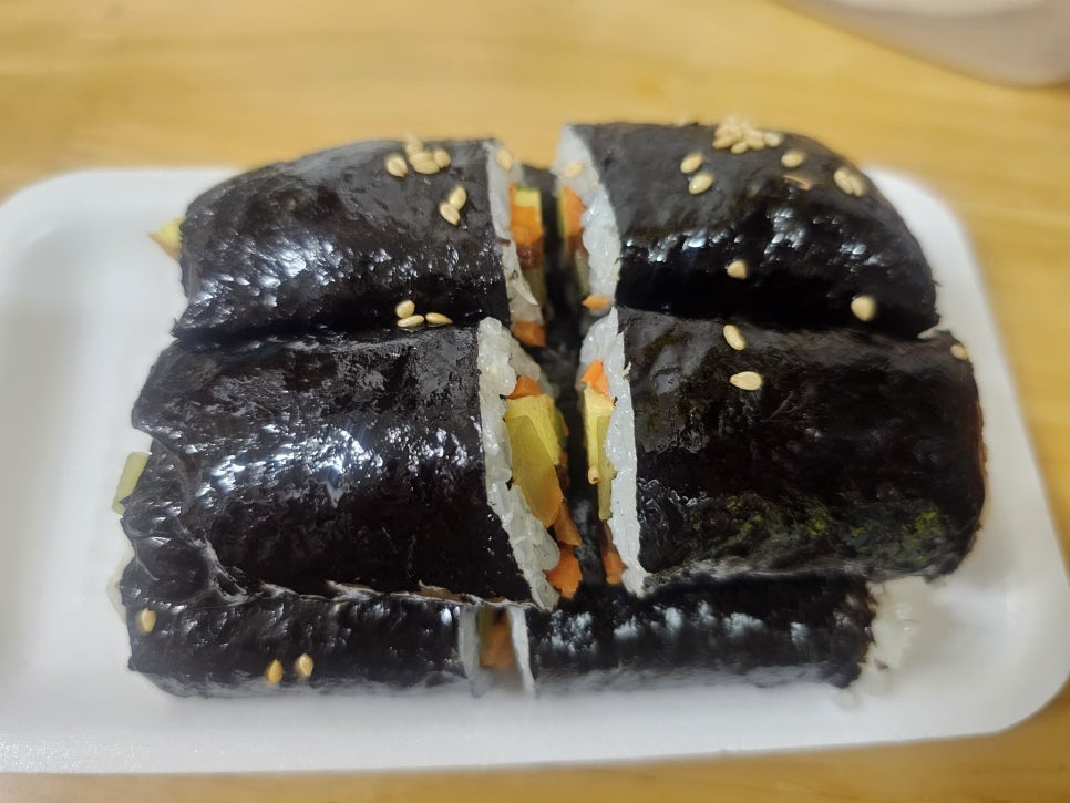 김밥전문공간 얌얌 답십리점 사진 3