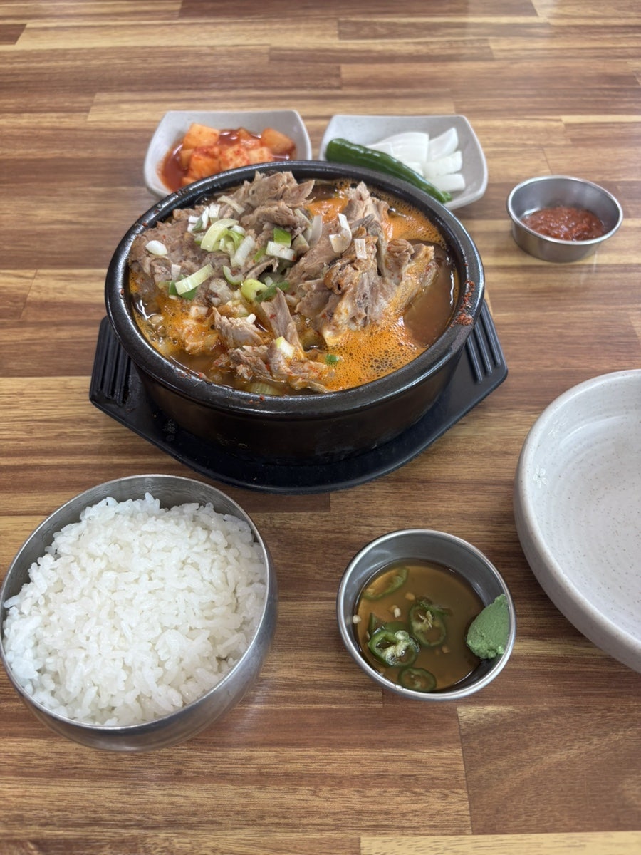 오며가등뼈해장국 사진 2