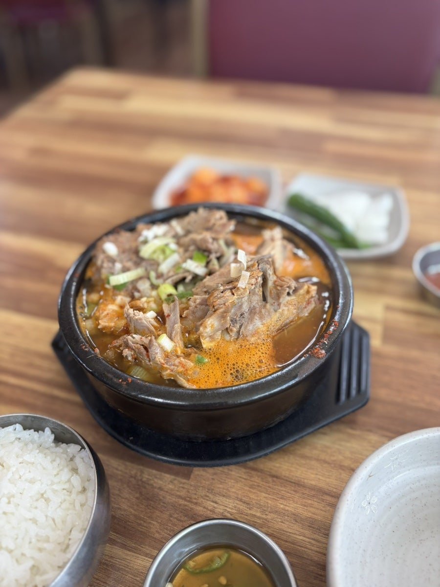 오며가등뼈해장국 사진 3