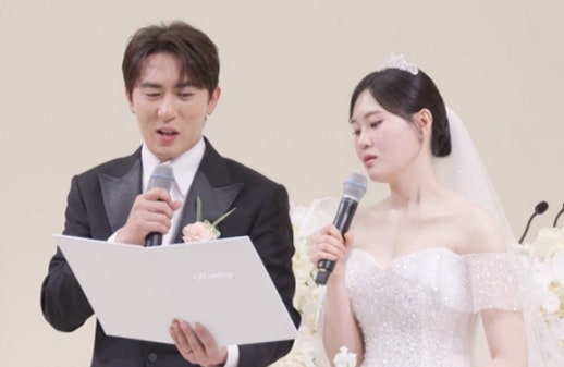 김원훈 와이프 누구? 8년 열애 끝에 결혼한 진짜 주인공 분석