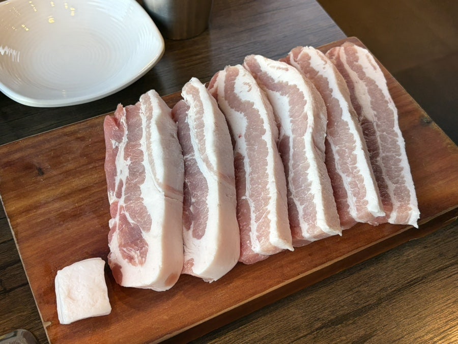 돌삼겹나들목 사진 3
