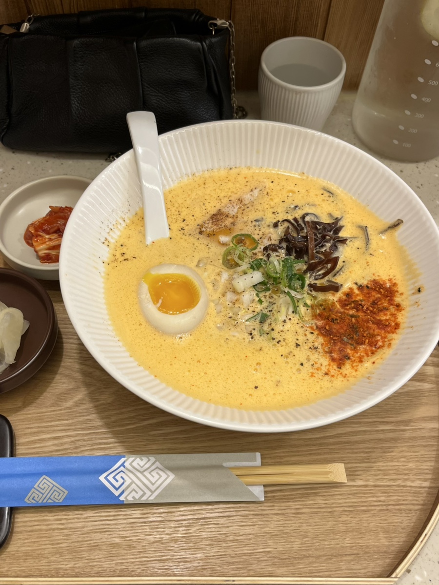 진웨이성&진향 사진 2