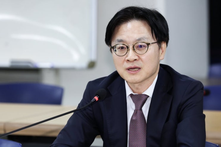 걸려도 <b>출마</b>…이런 의원 부산에만 35명 / 전쟁 두 달, 비용... 