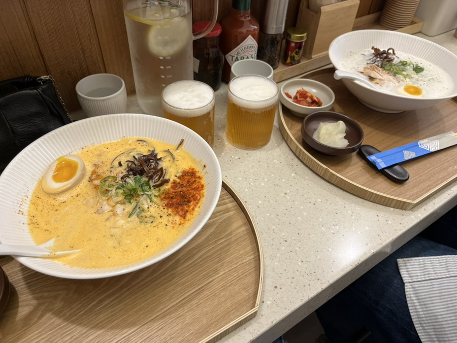 진웨이성&진향 사진 1