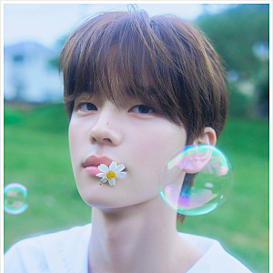 투어스 TWS 신유 프로필 나이 키 혈액형 MBTI 나무위키 인스타 셀카 사진 배경화면 어깨 누나 ....