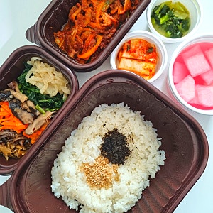 본죽 제육볶음 나물 비빔밥 포장 솔직 후기