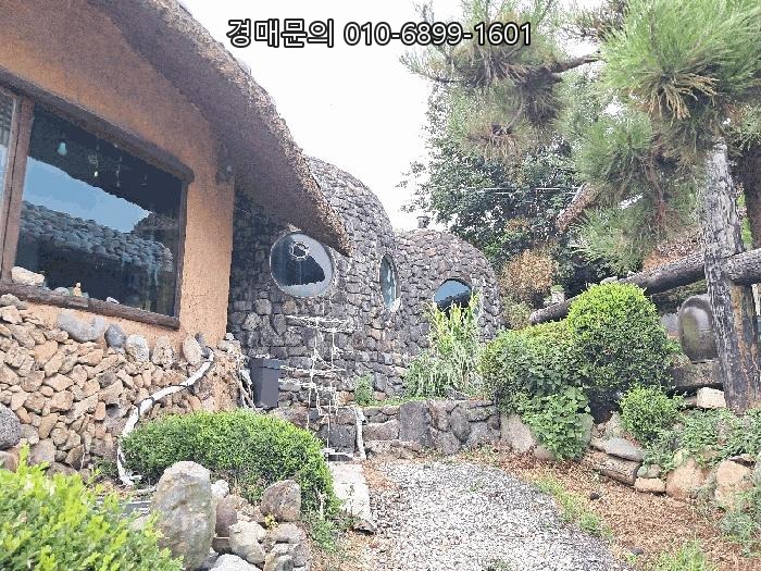  경상남도 김해시 진영읍 설창리 대규모 토지 품은 수익성 근린주택 경매! 투자 기회 포착 2025타경580