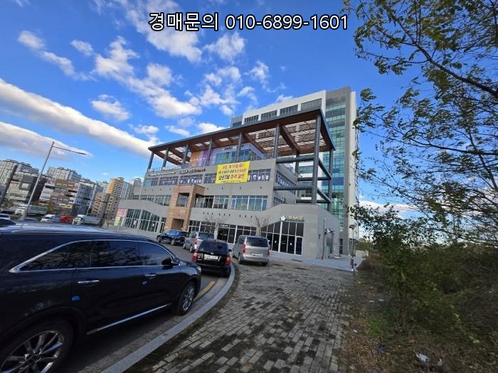  진주 혁신도시 핵심 상권! 충무공동 대로변 1층 근린상가, 합리적 가격으로 잡는 법원 경매 물건 2024-39181