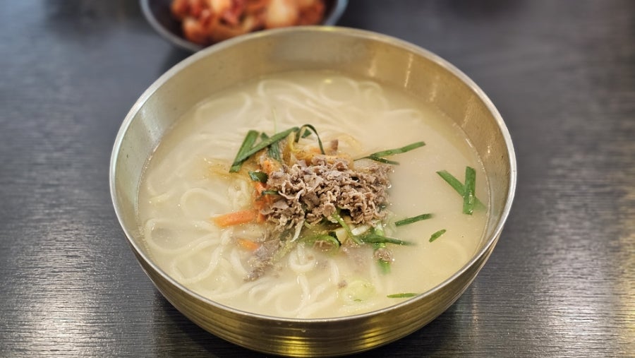 명동칼국수 인천동춘점 사진 4